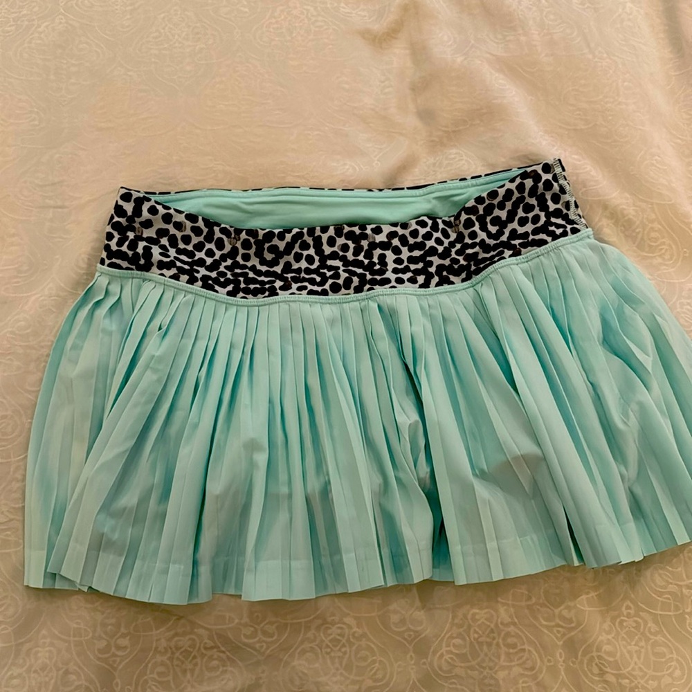 Lululemon athletica pleated tennis skirt